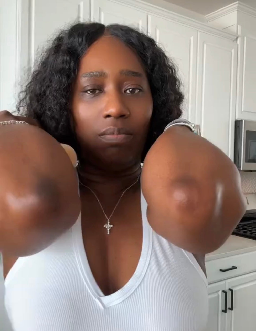 <p><strong>Why Women Are Obsessed</strong></p>